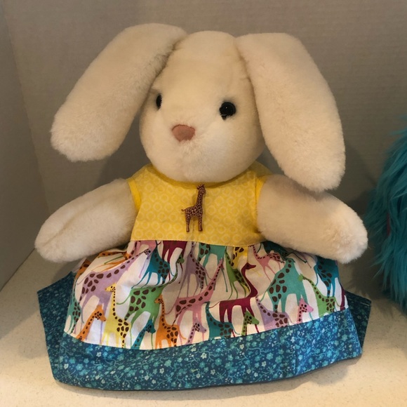 9 Pc Lot of Plush Bunnies & Stuffed Animals Beanie Boos Hallmark Pikmi Pops Gund - Picture 9 of 15